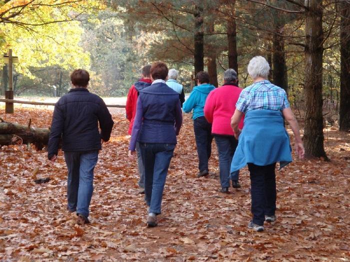 Maandag start de wandelgroep in Marsdijk weer