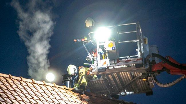 Brandweer in actie voor schoorsteenbrand in Assen