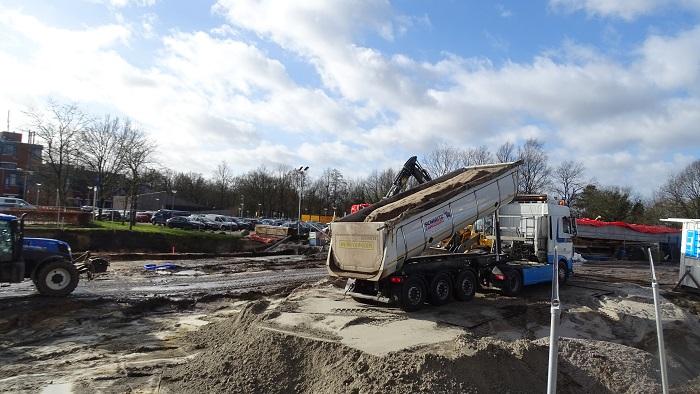 Ruim 2000 kuub zand uit Kampen in tunnel De Maten (Video)