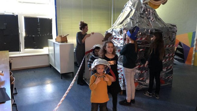 Leerlingen Maria in Campisschool met ruimtestation terug op aarde