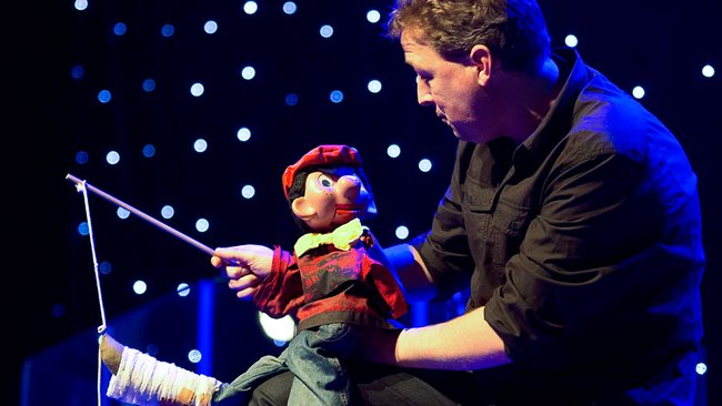 Jeugdtheater met Matthijs Vlaardingerbroek in de Jozefkerk