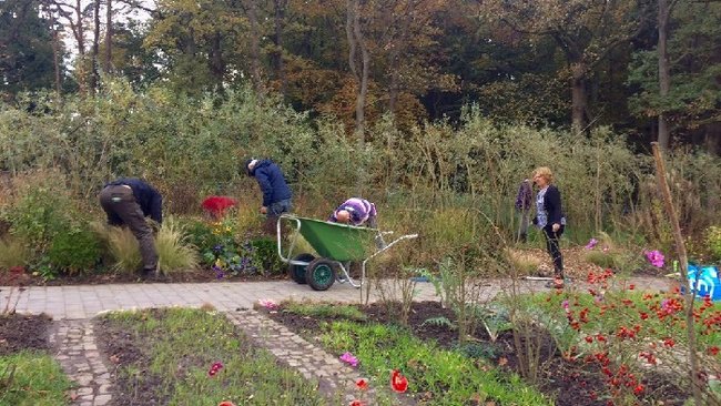 Meeloopochtend in de tuin van Duurzaamheidscentrum