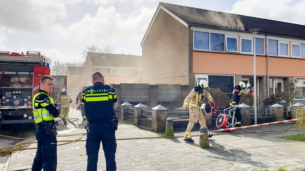 Woning in Pittelo in de brand (Video)