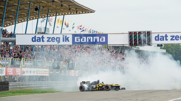 Demonstratie door Renault Formule 1 Team tijdens GAMMA Racing Day 