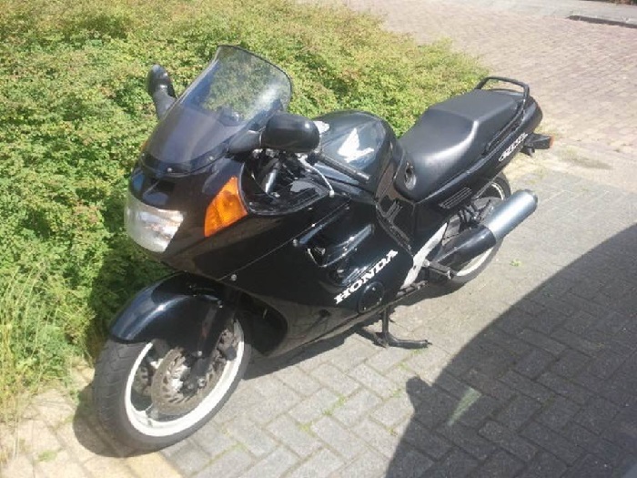 Motor gestolen in Marsdijk