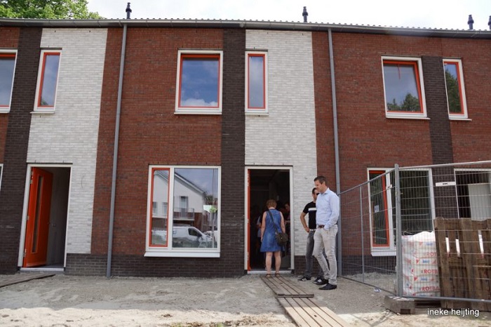 Toekomstige bewoners mochten nieuw huurhuis bekijken