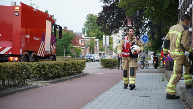 Brandweer doet nacontrole in woning Groningerstraat