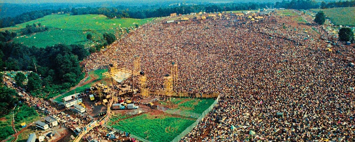 De documentaire Woodstock bij Asser Filmliga