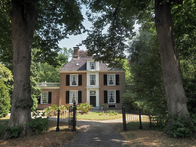 Familie Van Lier Lels schenkt Landgoed Overcingel aan Het Drentse Landschap