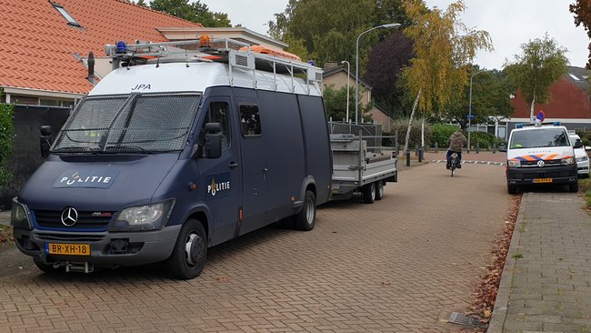 Politie valt panden Assen-Oost binnen vanwege drugsonderzoek