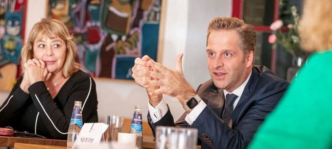 MEE Drenthe met minister van VWS in gesprek over de Netwerkgids 