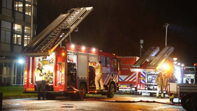 Hulpdiensten houden grootschalige oefening bij AZC in Assen (Video)