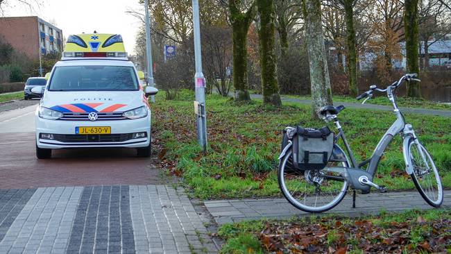 Fietser gewond bij aanrijding met auto in Assen (Video) (Update)