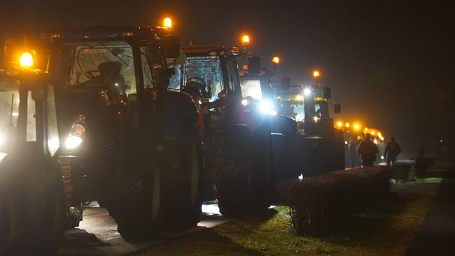 Files op wegen rond Assen door protestacties boeren en bouwers