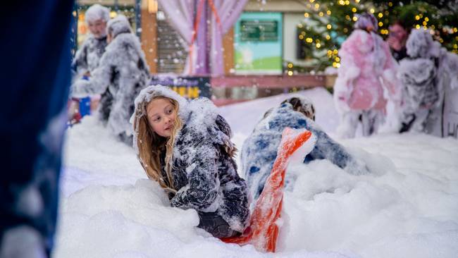 Fotos: WintersAssen afgesloten met heuse schuimparty (Video)