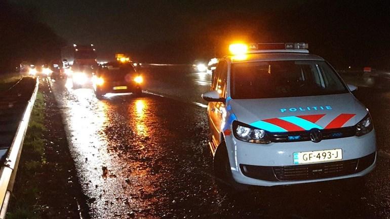 Meerdere autos botsen op A28 bij Assen (Video)