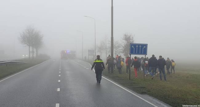 Kinderen uit bus in Assen gehaald na vermoeden van brand