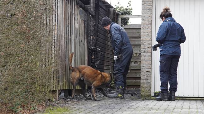 Recherche doet onderzoek naar brand in Marsdijk (Video)