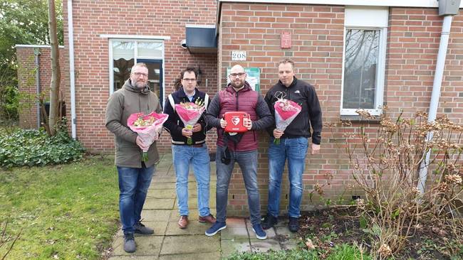 Buurt De Kampen in Assen heeft eigen AED