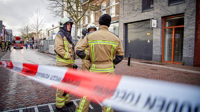 Rolderstraat opnieuw afgesloten vanwege problemen met steiger (Video)