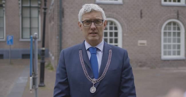 Leden B en W en gemeenteraad Assen herdenken oorlogsslachtoffers