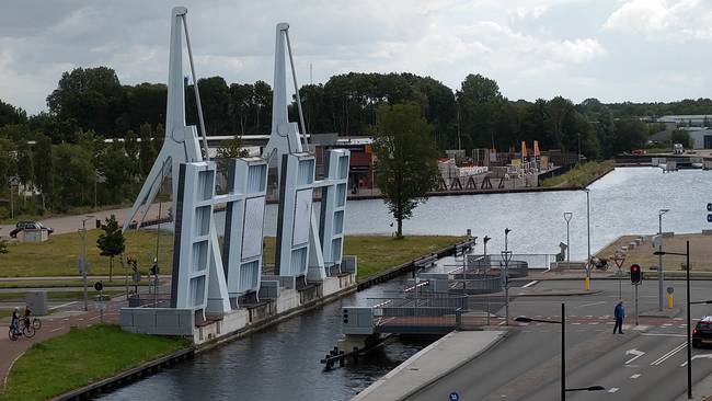 Brug De Blauwe Klap kapot: verkeer wordt omgeleid