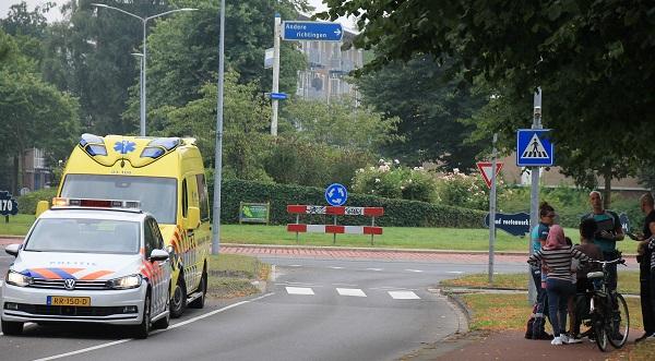 Hulpdiensten opgeroepen voor meisje dat bekneld zit in fiets