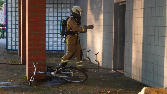 Brand in berging zorgt voor veel rook (Video)