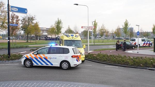 Fietser gewond na botsing met auto in Assen (video)