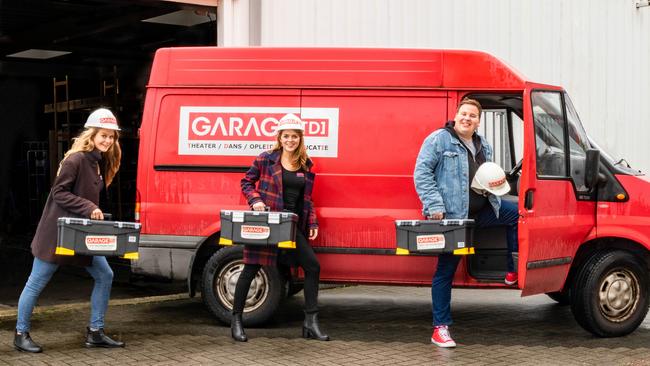 De Theaterhulpcentrale van Garage TDI voorkomt lesuitval