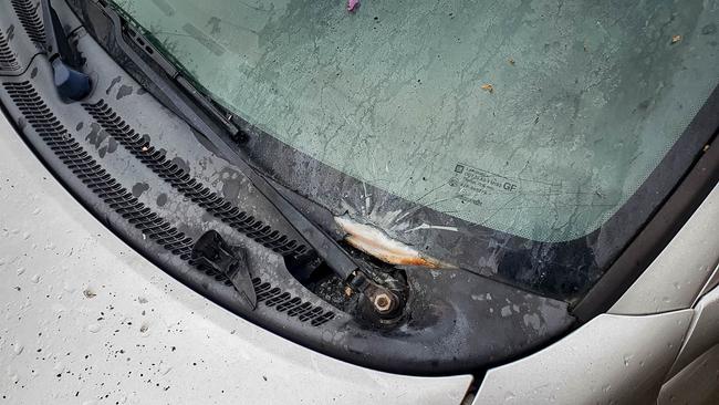 Auto in Assen door door zwaar vuurwerk vernield