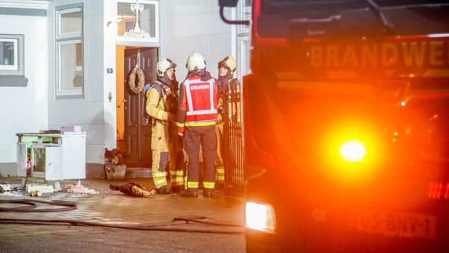 Kastje in woning Assen vat vlam (Video)