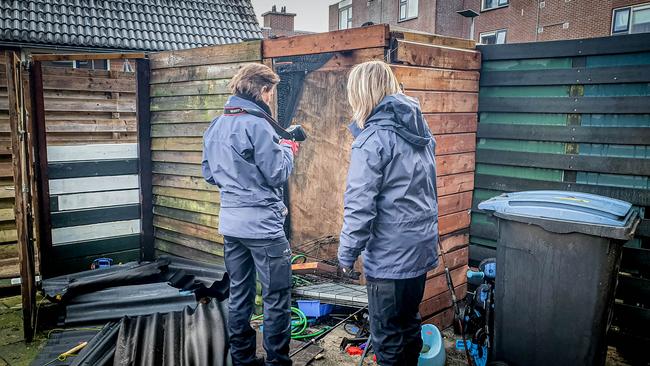 Recherche doet onderzoek naar schuurbrand in Assen (Video)