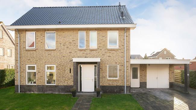 Te koop in Assen: Vrijstaande woning met de mogelijkheid voor een praktijk aan huis