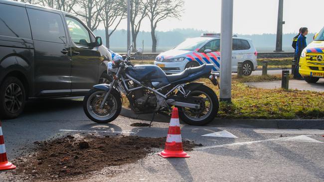 Motorrijder gewond na eenzijdig ongeval (Video)