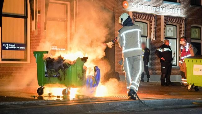 Container in brand gestoken in centrum van Assen (video)