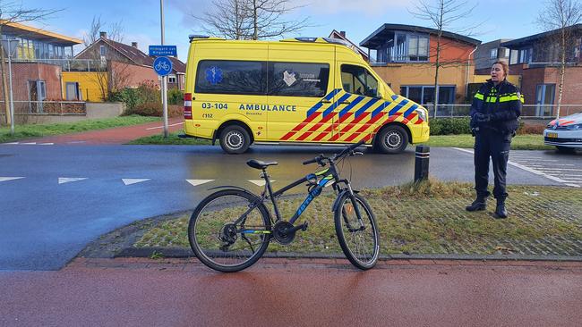 Fietser gewond bij aanrijding in Assen (Video)