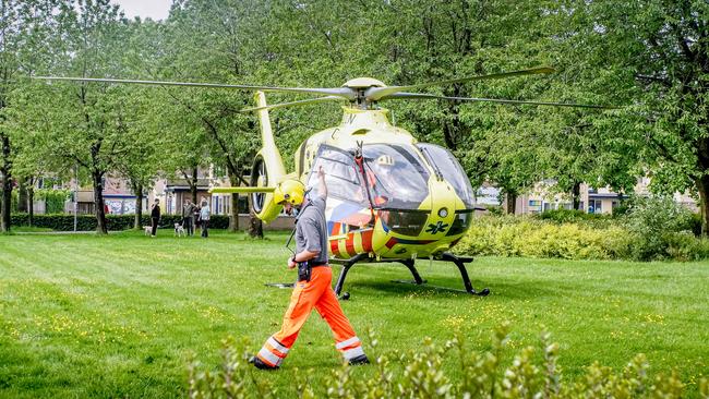 Traumahelikopter ingezet voor assistentie van ambulance in Assen