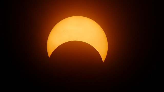 Zonsverduistering donderdag waarschijnlijk goed te zien