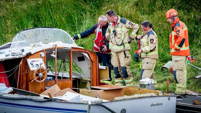 Drie gewonden door explosie op recreatieboot in Assen (Video)