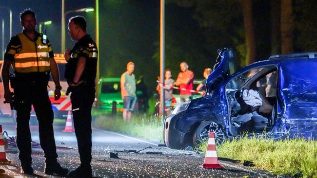 Twee gewonden bij ernstig ongeval in Assen (Video)
