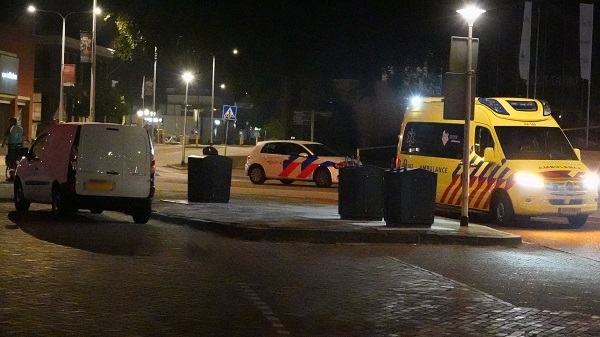 Fietsster botst met busje in centrum van Assen