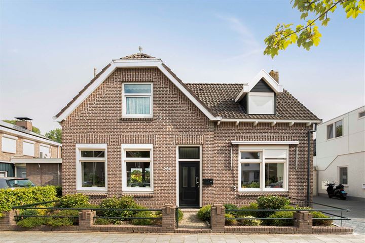 Te koop in Assen: traditioneel gebouwde vrijstaande woning