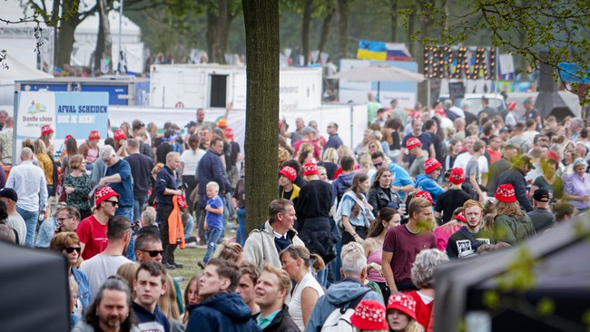 Oud FC-Groningen voetballer Evgeniy Levchenko opent Bevrijdingsfestival Drenthe 2023