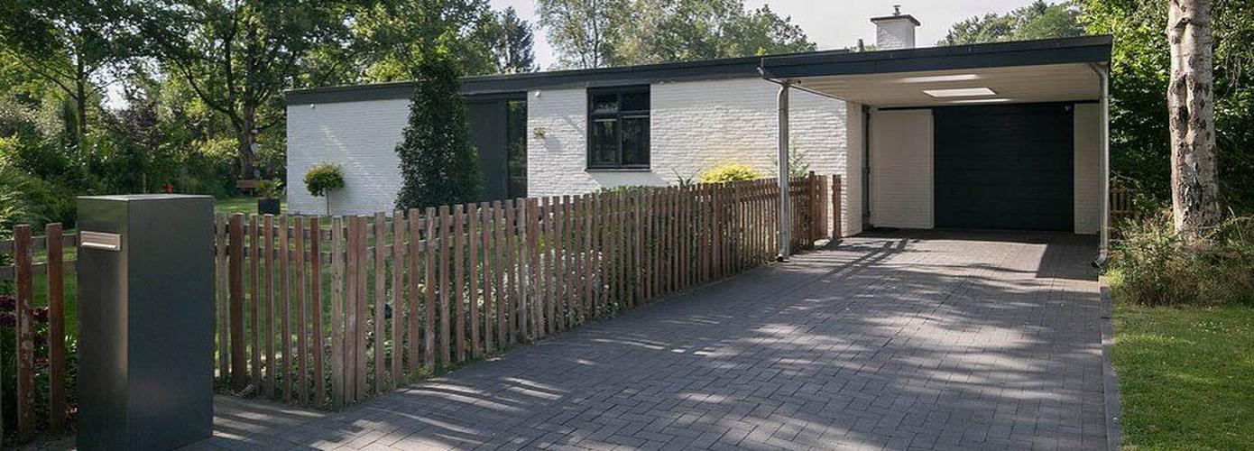 Te koop in Assen: vrijstaande luxe villabungalow met overdekt terras