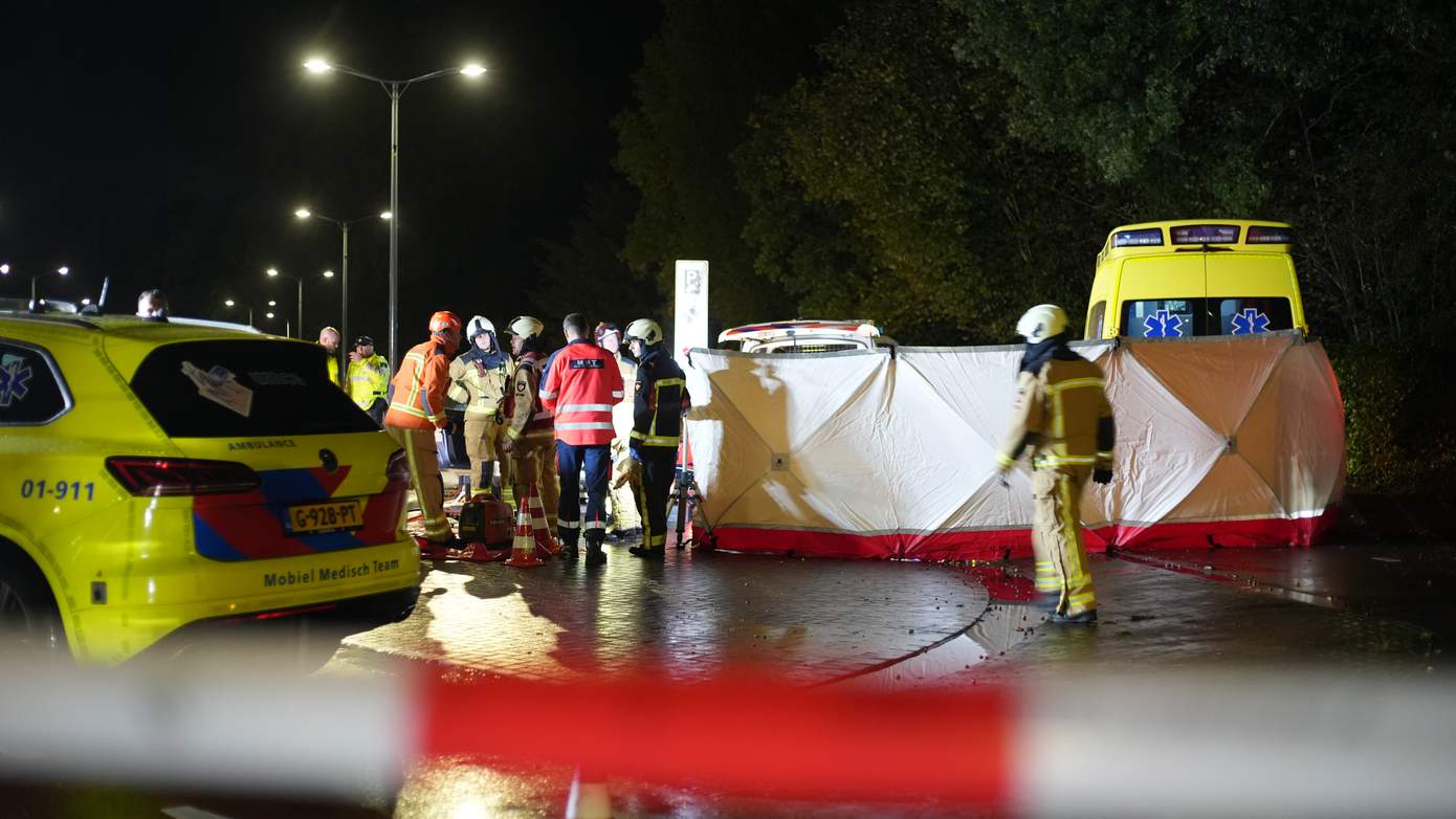 Fietser zwaargewond bij ernstig ongeval in Assen (Video)