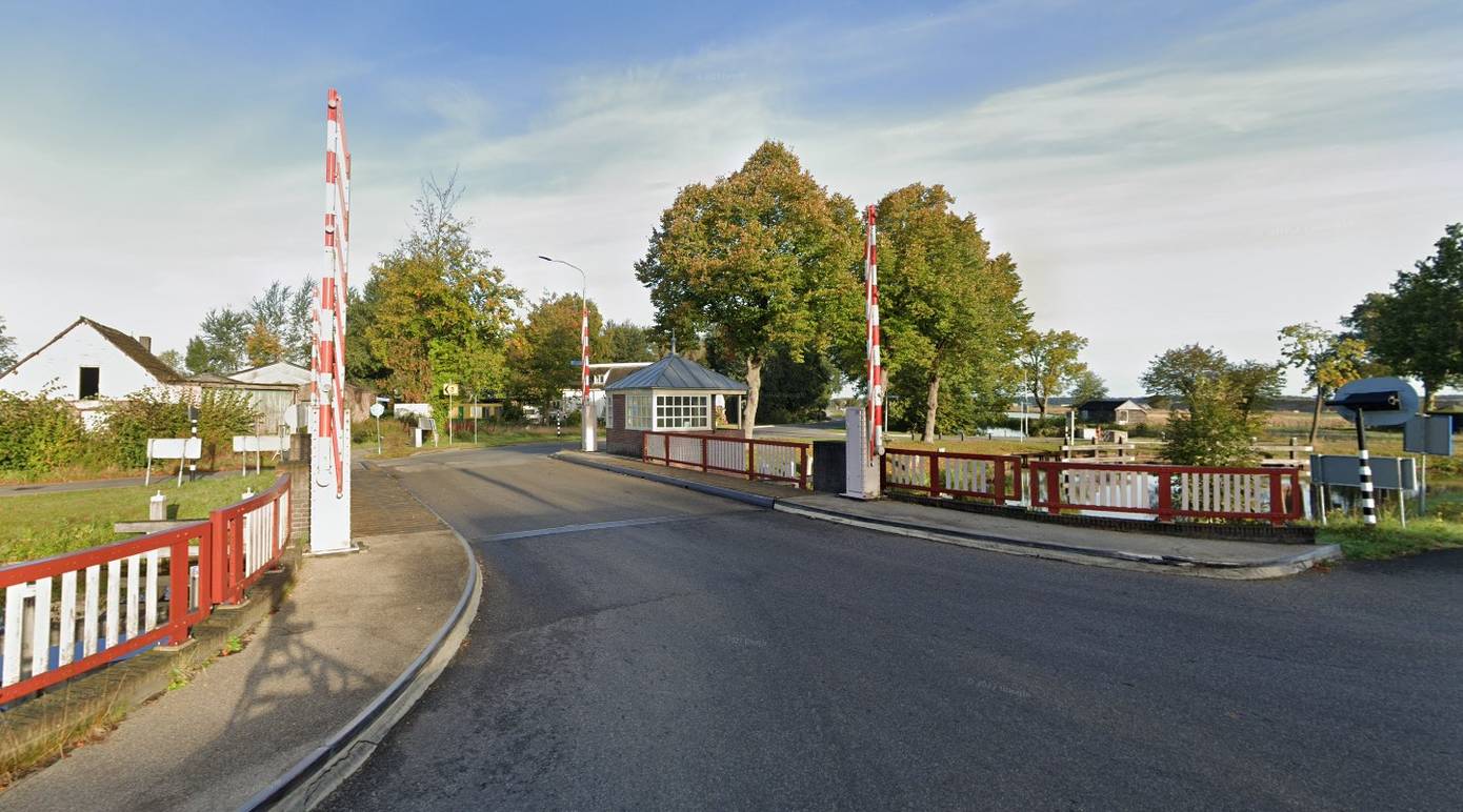 Nieuwe Norgerbrug, hoofdontsluiting Kloosterveen en knooppunt voor openbaar vervoer