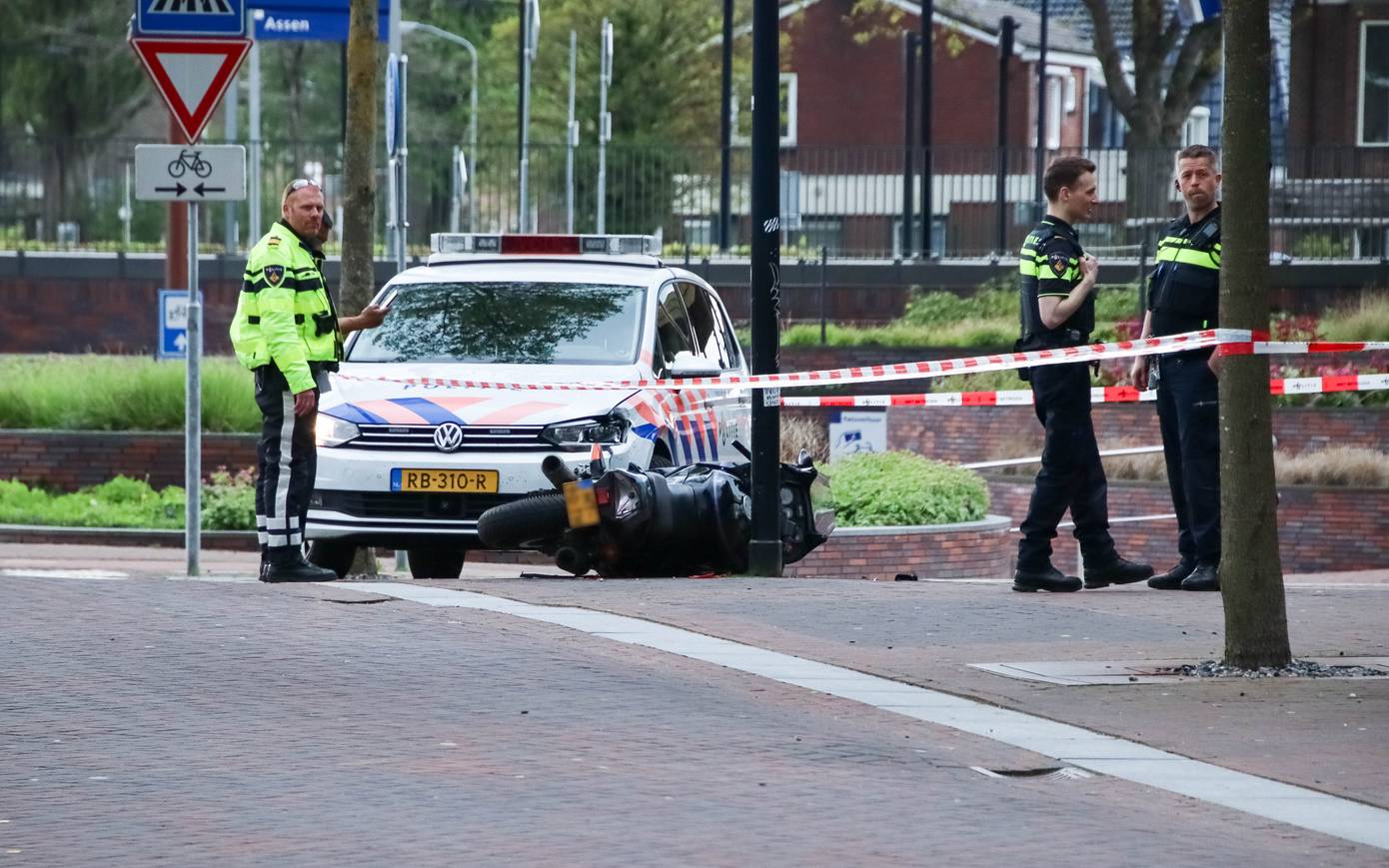 Politie zoekt getuigen van aanhouding motorrijder op Stationsstraat