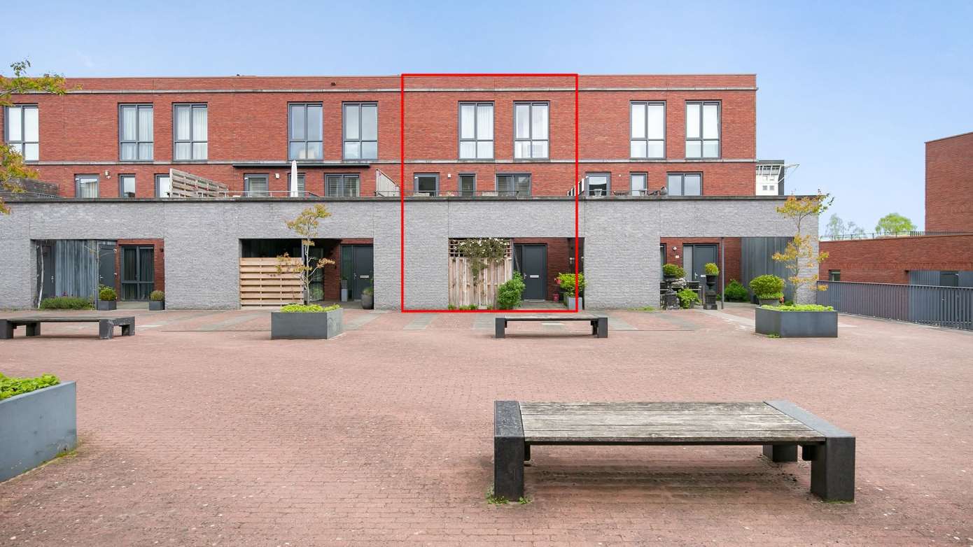 Te koop in Assen: royale woning met drie slaapkamers en dakterras in centrum van Assen