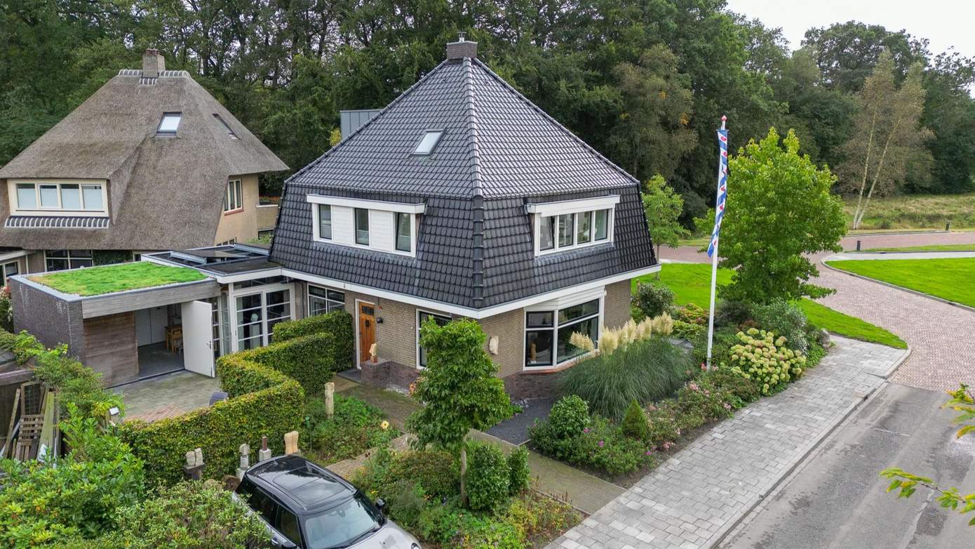 Te koop in Assen: onder architectuur verbouwde vrijstaande woning in oud-zuid